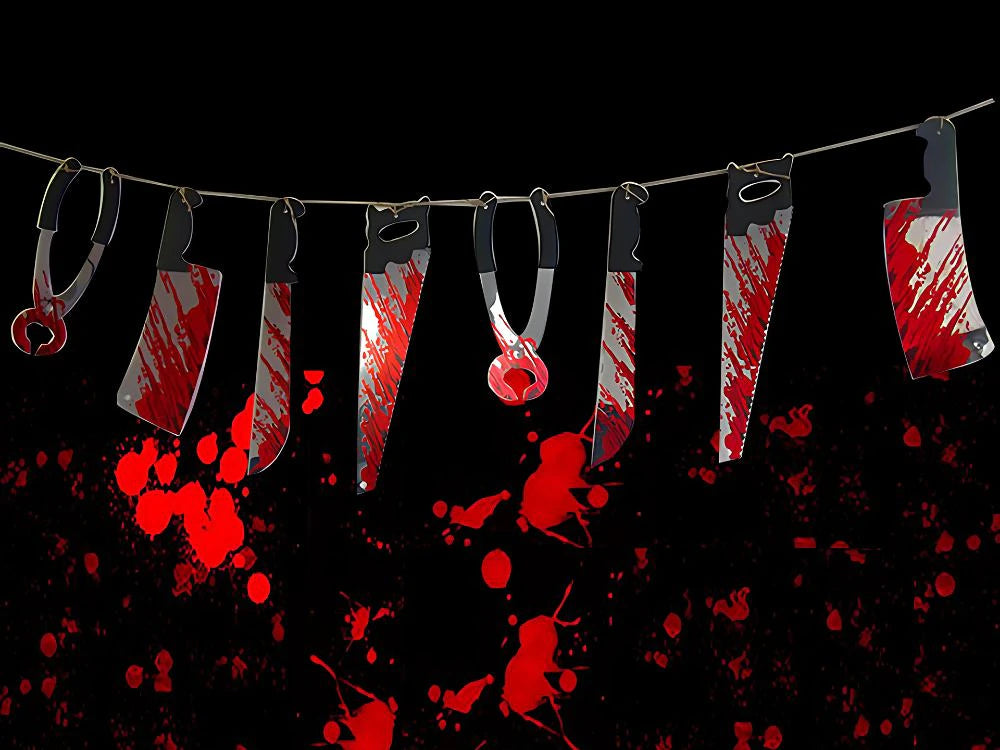 Ghirlanda Halloween Coltelli e Mannaia Insanguinata 2 Metri 8 Strumenti